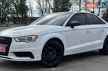Седан Audi A3 2015 в Киеве