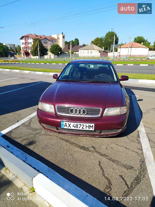 Седан Audi A4 1995 в Харькове