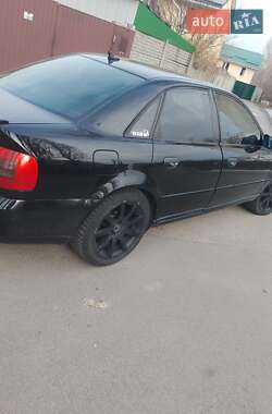 Седан Audi A4 2000 в Дніпрі
