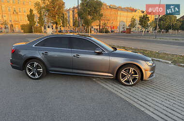 Седан Audi A4 2017 в Ужгороде
