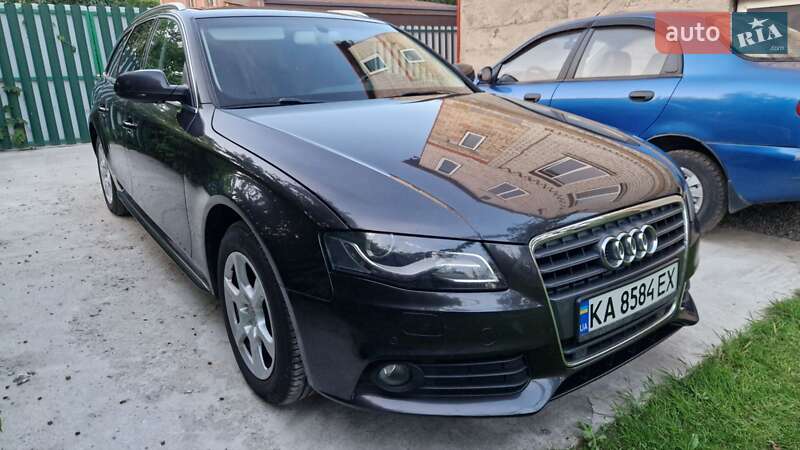 Универсал Audi A4 2010 в Киеве