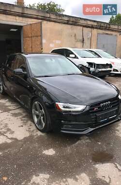 Седан Audi A4 2013 в Киеве