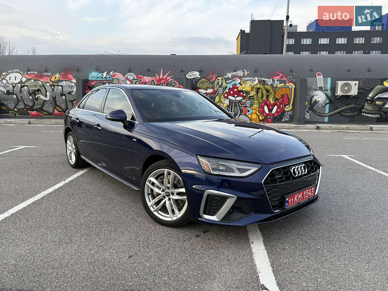 Седан Audi A4 2020 в Киеве