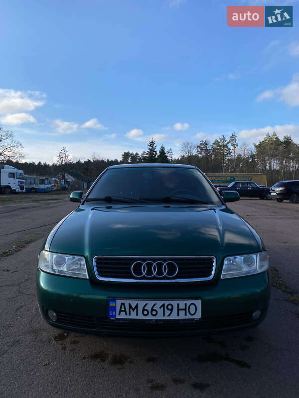 Седан Audi A4 1999 в Житомирі