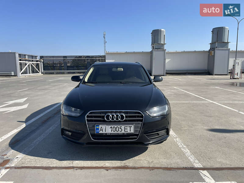 Универсал Audi A4 2013 в Киеве