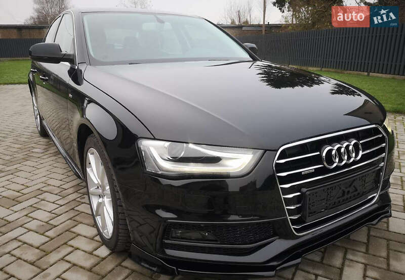 Седан Audi A4 2014 в Ровно