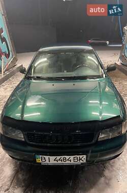 Седан Audi A4 1996 в Полтаві