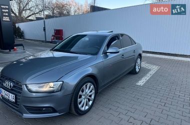 Седан Audi A4 2012 в Киеве