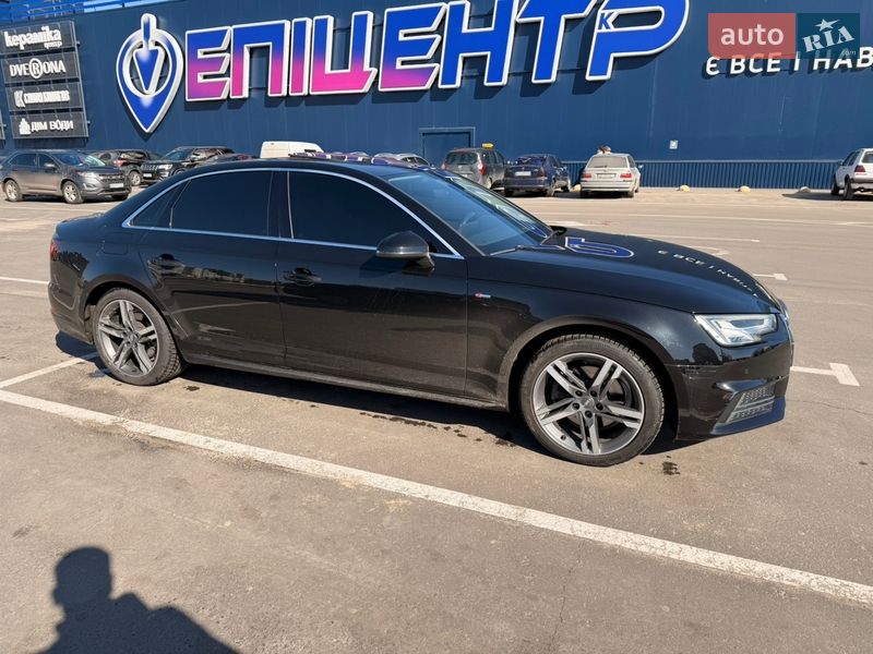 Седан Audi A4 2017 в Чернигове