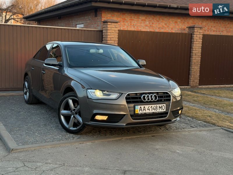 Седан Audi A4 2012 в Києві Седан Audi A4 2012 в Києві