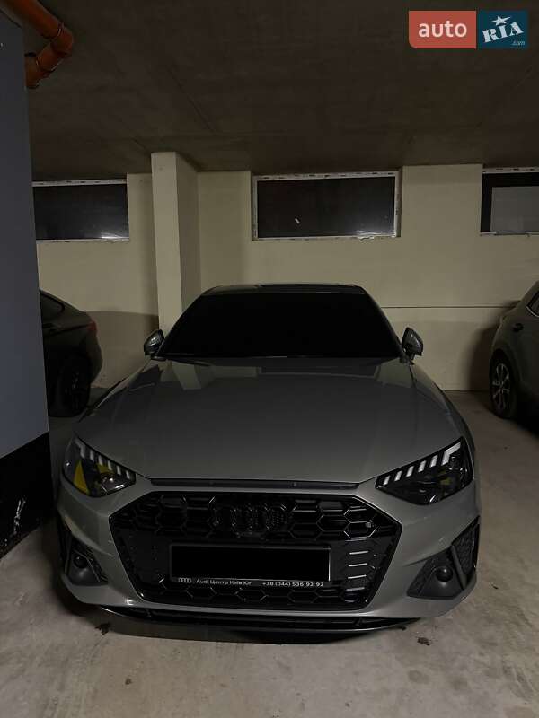 Седан Audi A4 2024 в Киеве