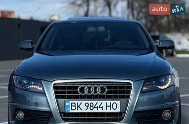 Седан Audi A4 2011 в Одесі
