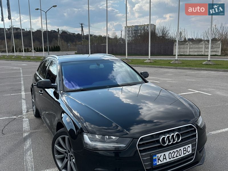 Универсал Audi A4 2012 в Киеве
