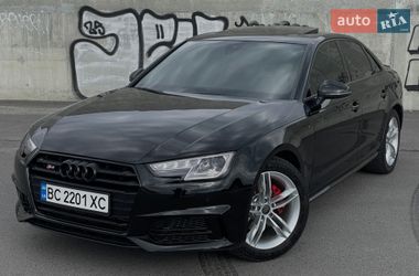 Седан Audi A4 2018 в Львові