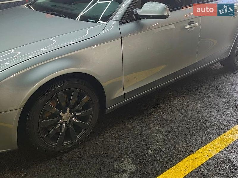 Седан Audi A4 2011 в Киеве