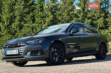 Седан Audi A4 2021 в Києві