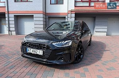 Седан Audi A4 2022 в Івано-Франківську