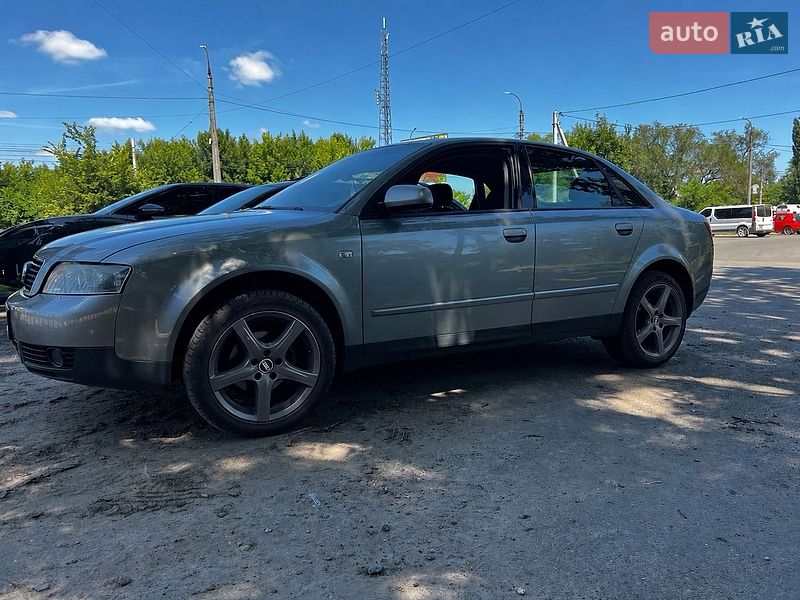 Седан Audi A4 2002 в Черкассах Седан Audi A4 2002 в Черкассах