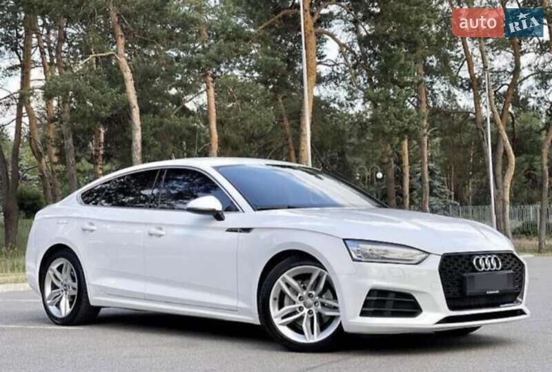Купе Audi A5 2017 в Киеве