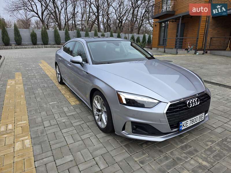 Лифтбек Audi A5 2022 в Днепре
