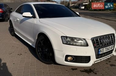 Купе Audi A5 2010 в Новомосковську
