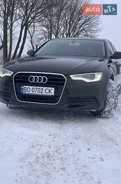 Седан Audi A6 2013 в Шумске