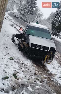Універсал Audi A6 2002 в Пустомитах