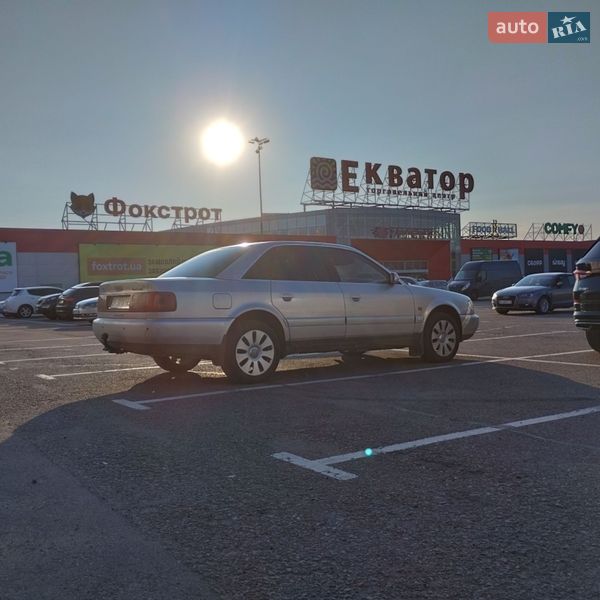 Седан Audi A6 1996 в Рівному