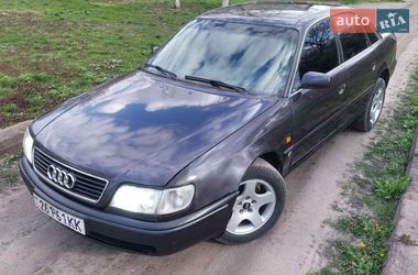 Седан Audi A6 1995 в Володимирі
