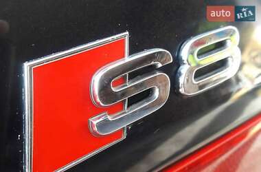 Седан Audi A8 2000 в Одесі