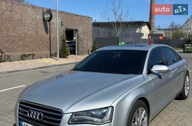 Седан Audi A8 2012 в Одесі