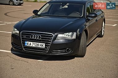 Седан Audi A8 2010 в Ровно