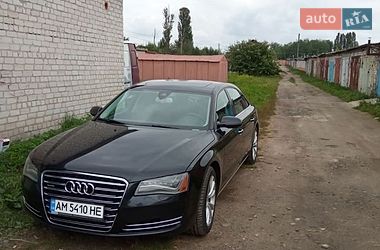 Седан Audi A8 2013 в Києві