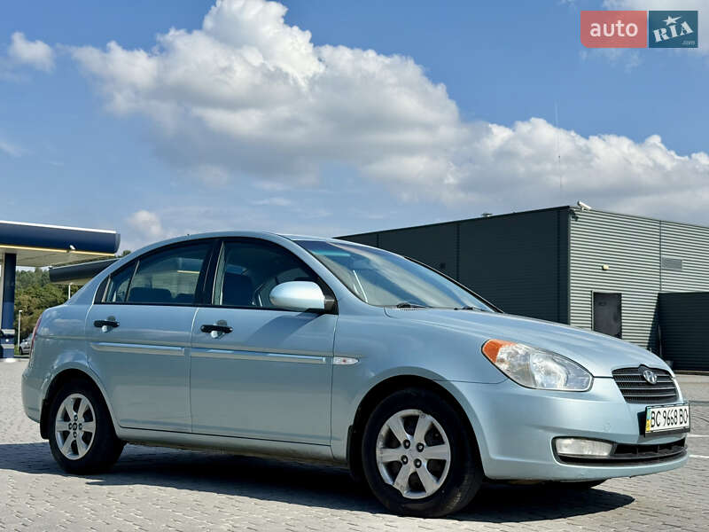 Седан Hyundai Accent 2008 в Львове
