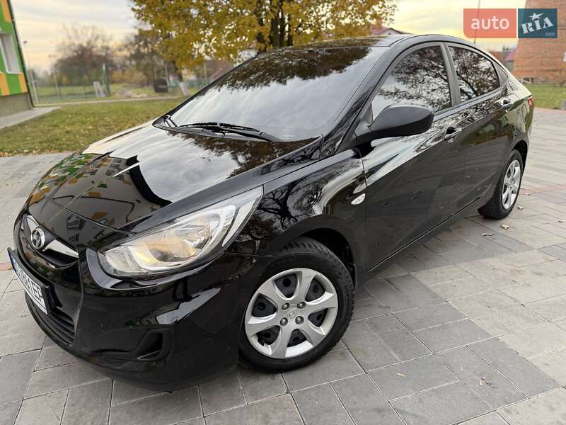 Седан Hyundai Accent 2011 в Тернополі Седан Hyundai Accent 2011 в Тернополі