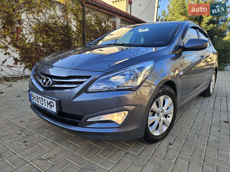 Седан Hyundai Accent 2016 в Одессе Седан Hyundai Accent 2016 в Одессе