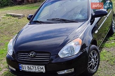 Седан Hyundai Accent 2008 в Гадяче