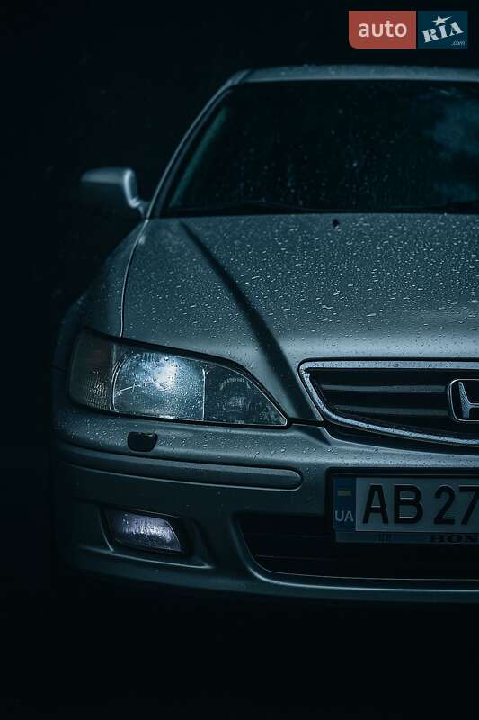 Седан Honda Accord 2001 в Хмельницком