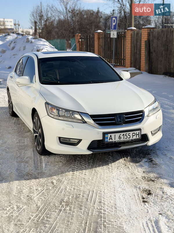 Седан Honda Accord 2013 в Киеве Седан Honda Accord 2013 в Киеве