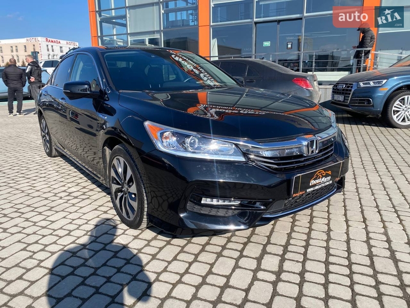 Седан Honda Accord 2017 в Львове