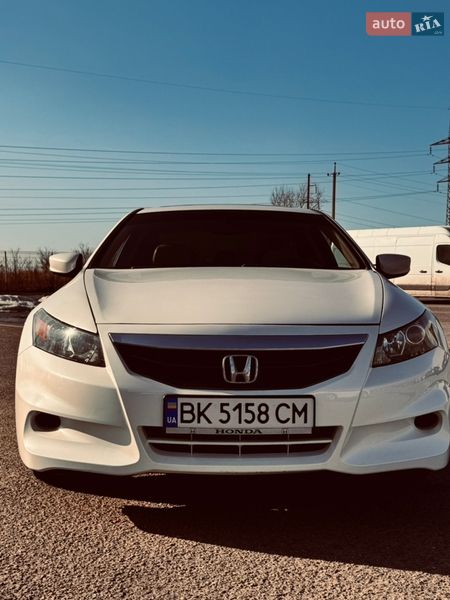 Купе Honda Accord 2012 в Ровно