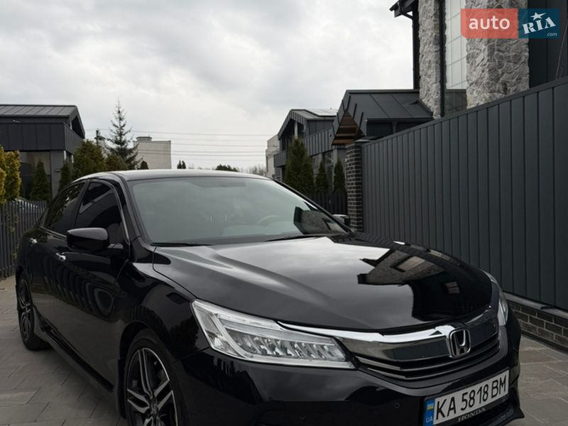 Седан Honda Accord 2017 в Києві