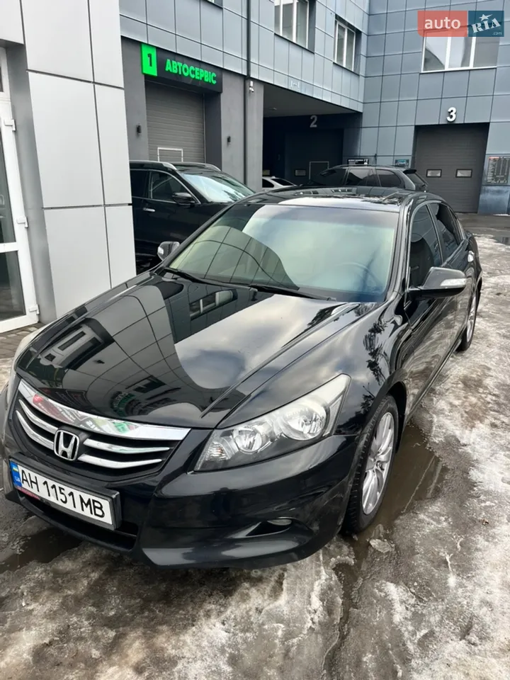 Honda Accord 2012 photo 2