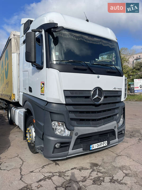 Тягач Mercedes-Benz Actros 2014 в Буче Тягач Mercedes-Benz Actros 2014 в Буче