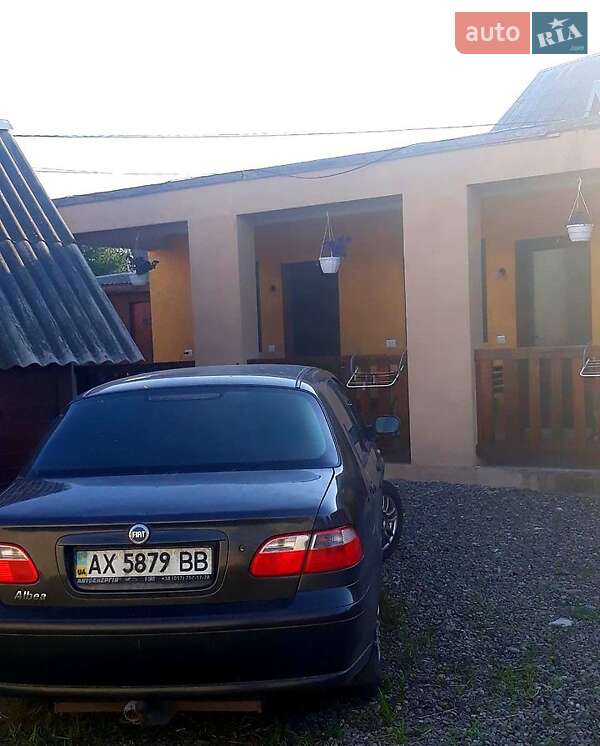 Седан Fiat Albea 2006 в Валках Седан Fiat Albea 2006 в Валках