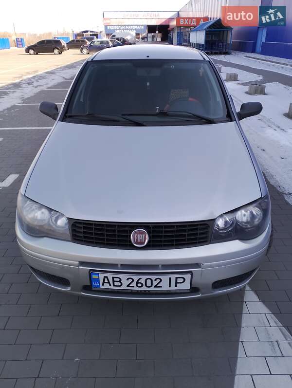 Седан Fiat Albea 2010 в Виннице Седан Fiat Albea 2010 в Виннице