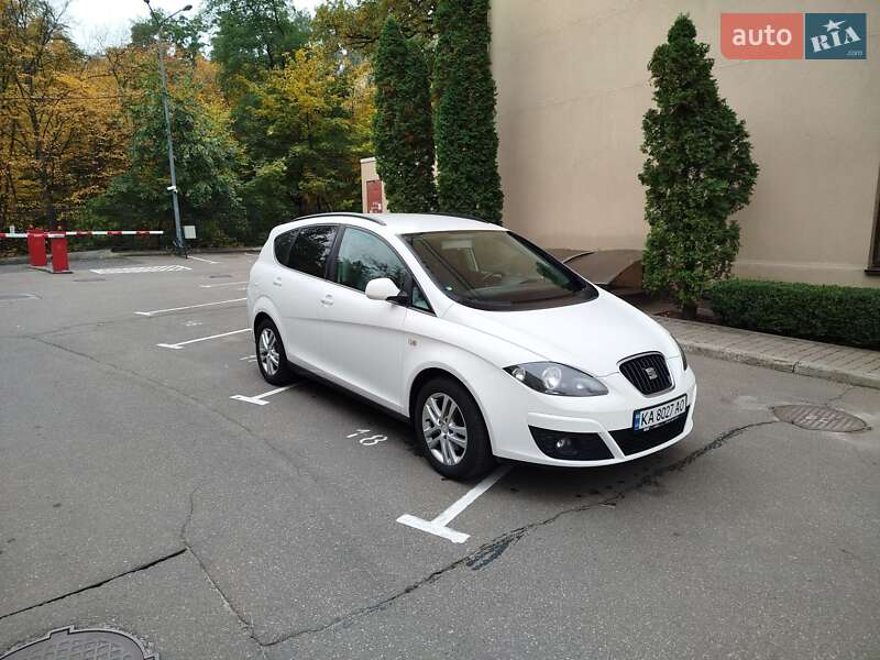 Минивэн SEAT Altea XL 2015 в Киеве