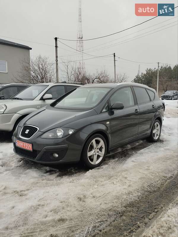 Минивэн SEAT Altea XL 2009 в Луцке Минивэн SEAT Altea XL 2009 в Луцке