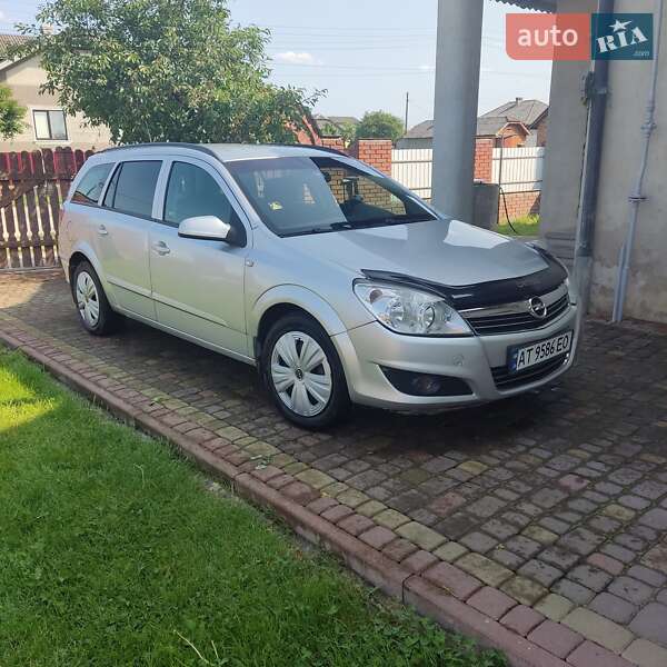 Универсал Opel Astra 2009 в Ивано-Франковске Универсал Opel Astra 2009 в Ивано-Франковске