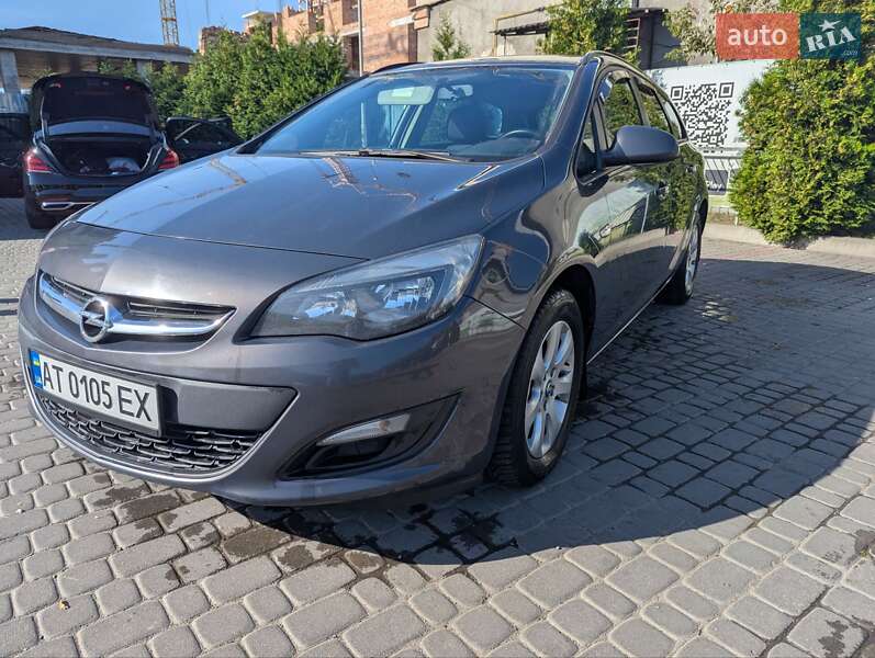 Универсал Opel Astra 2015 в Ивано-Франковске
